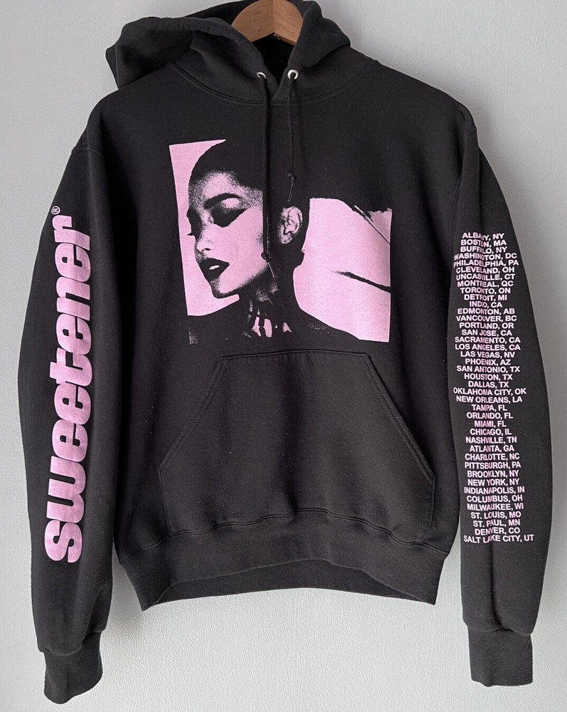 Ariana Grande Sweetener Tour Hoodie Concert Pink Sweatshirt Women’s Medium Tight - Picture 1 of 8